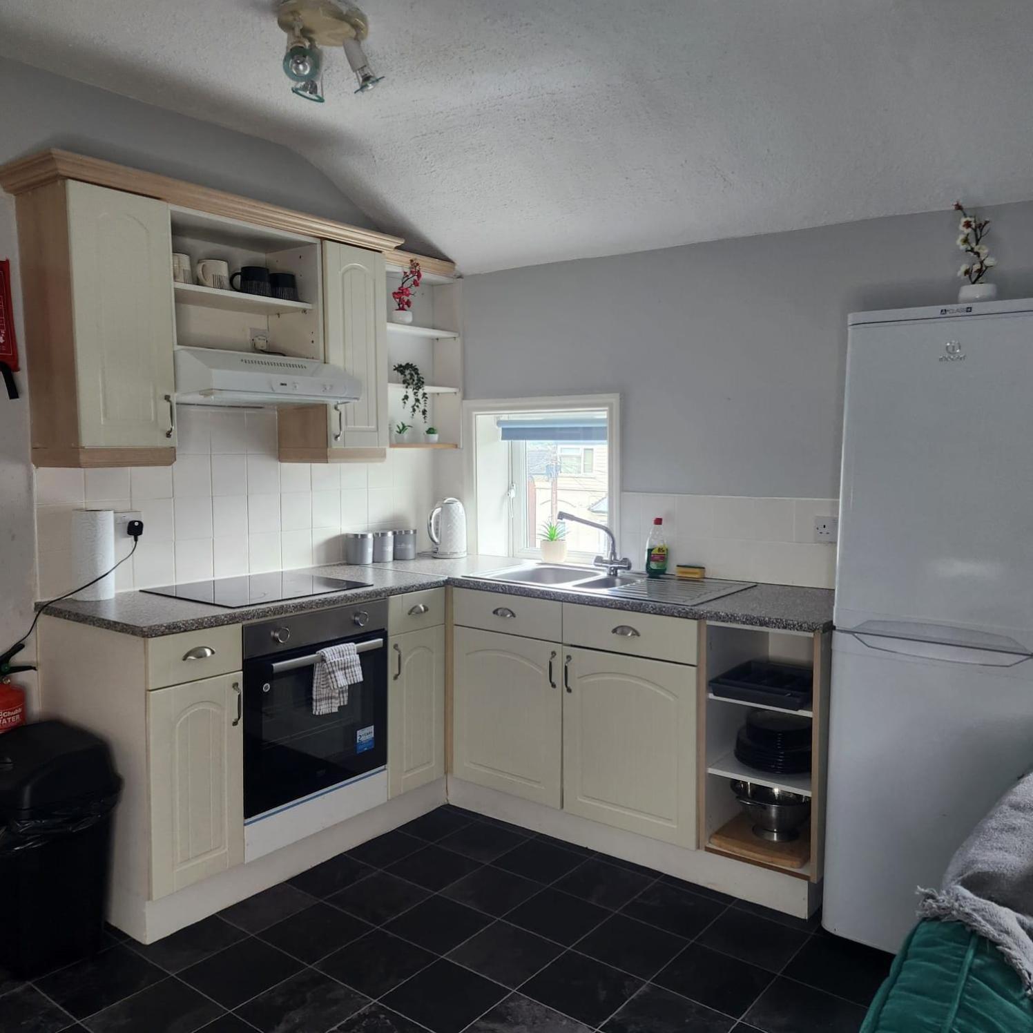 Cottage Style 2 Bedroom Apt In City, Near Utilita Arena & Free Parking Birmingham Extérieur photo