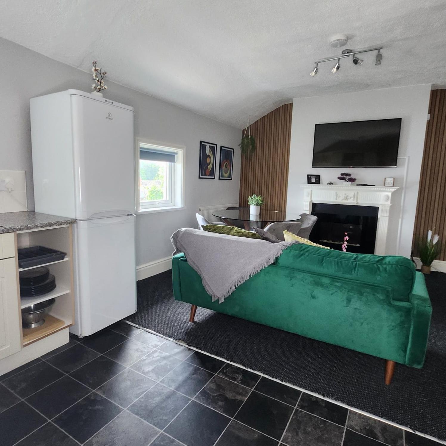 Cottage Style 2 Bedroom Apt In City, Near Utilita Arena & Free Parking Birmingham Extérieur photo