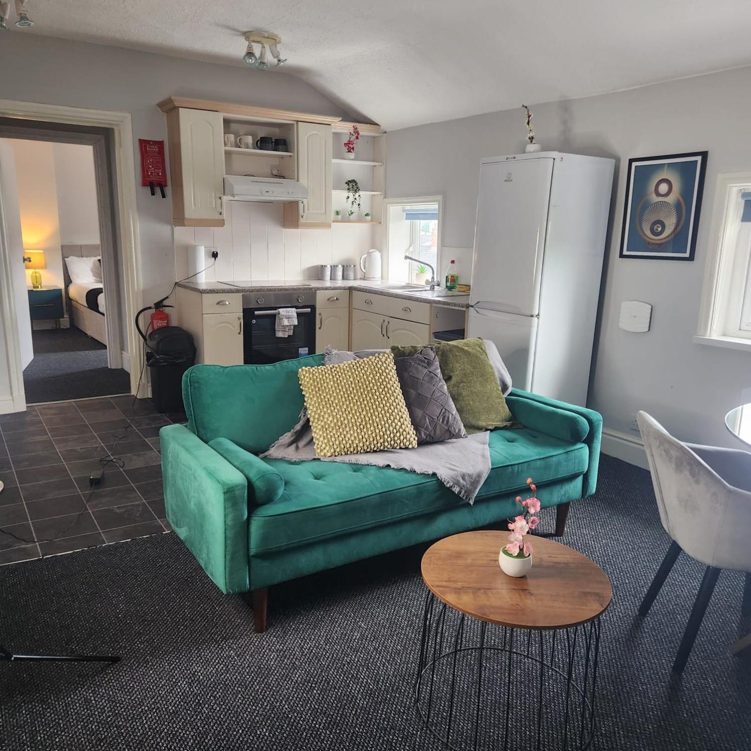Cottage Style 2 Bedroom Apt In City, Near Utilita Arena & Free Parking Birmingham Extérieur photo